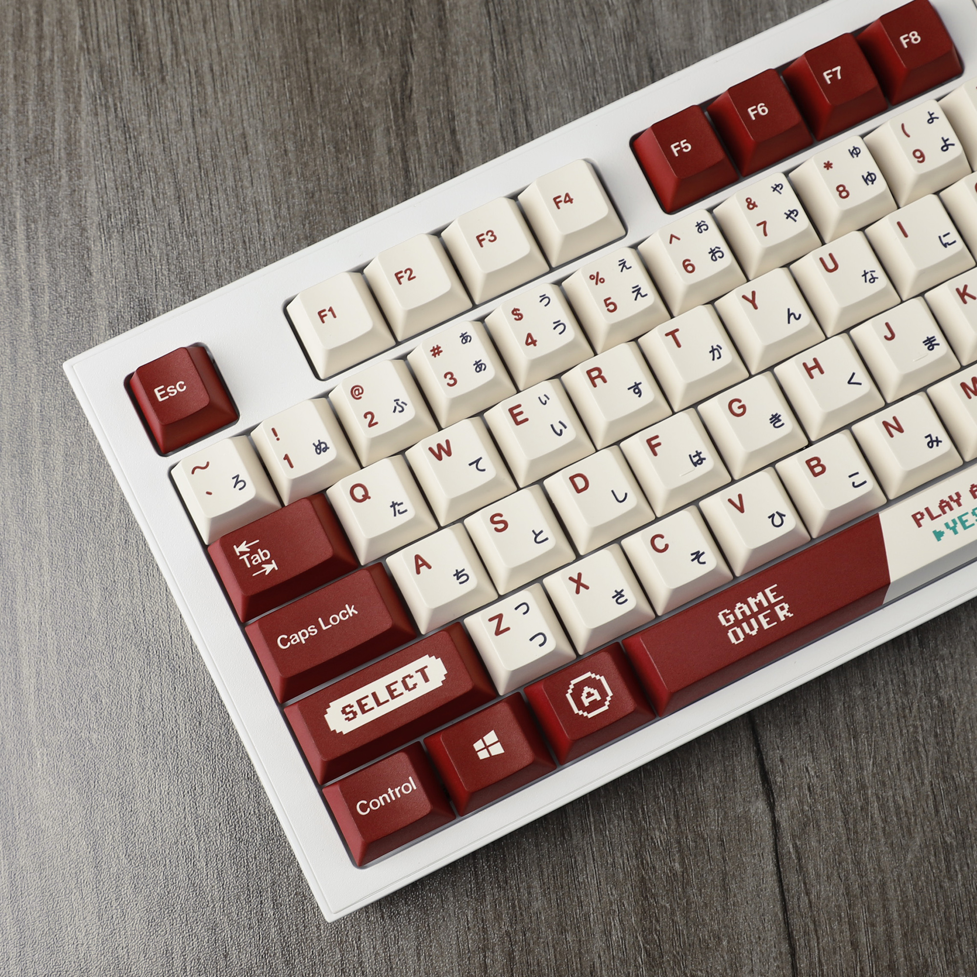 Gameboy Retro Red Beige Dye Su - đánh giá và giá Retro Gaming Gameboy